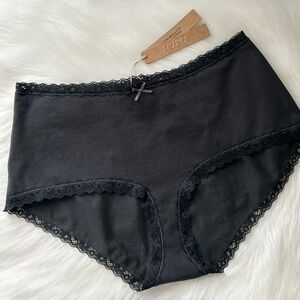 SKIMS Lightweight Cotton Lace Trim Boyshort M BY-BOY-5961